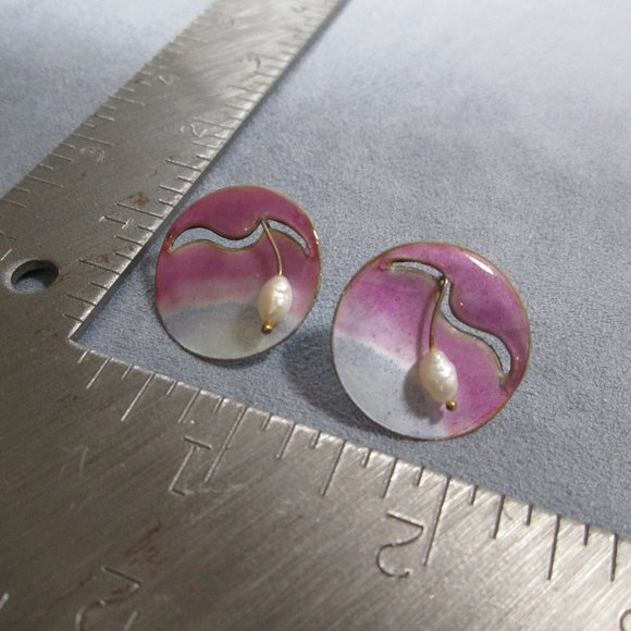 Sunrise Enamel & Genuine Pearl Earrings, Pierced - Picture 7 of 9